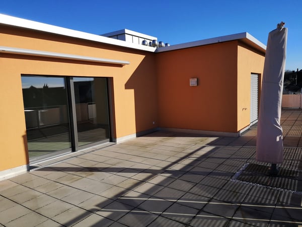 Sonnendurchflutete 4.5-Zimmer-Attikawohnung mit 123 m² Terrasse 11