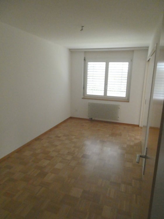3.5 Zimmerwohnung mit tollem Grundriss und Gartensitzplatz 8