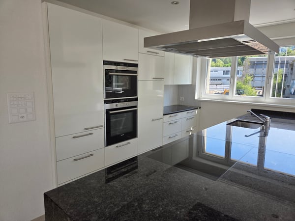 Moderne 3.5-Zimmerwohnung mit sonnigem Balkon 4
