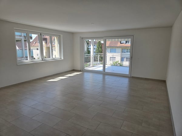 Moderne 3.5-Zimmerwohnung mit sonnigem Balkon 5
