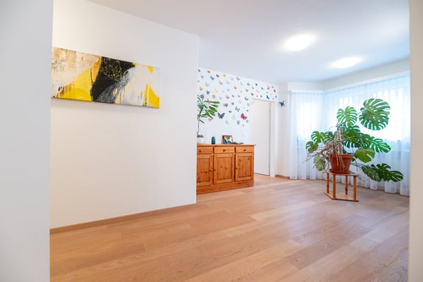 Grosszügige 4.5-Zimmer-Gartenwohnung inkl. Tiefgaragenparkplatz und Bastelraum 12