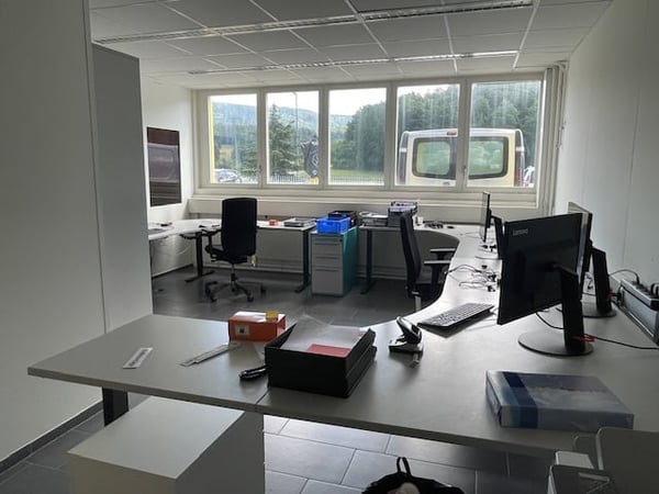 Gewerbe- und Büroflächen nahe Autobahn 18