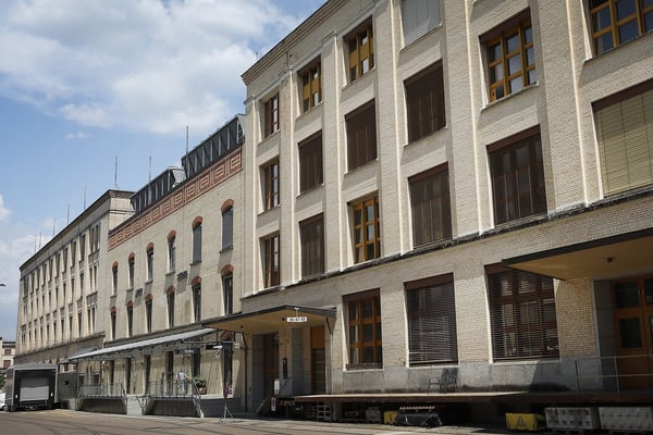 Moderne Loftfläche mit Mezzanin und grandiosem Industriecharakter 2