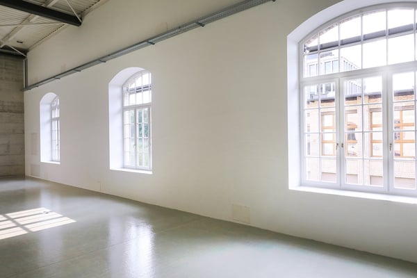 Moderne Loftfläche mit Mezzanin und grandiosem Industriecharakter 9