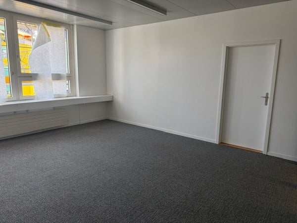 Renovierte Bürofläche (2 Räume) 6