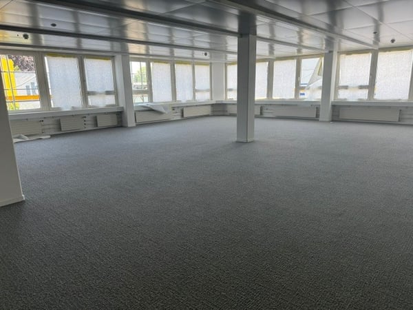 Renovierte Bürofläche für Ihr Bürokonzept (3 Räume) 4