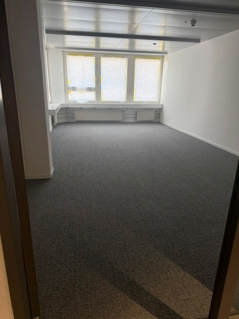Renovierte Bürofläche für Ihr Bürokonzept (3 Räume) 3