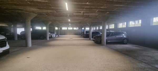 Einstellplätze mit E-Ladestation – nur für Elektrofahrzeuge 4