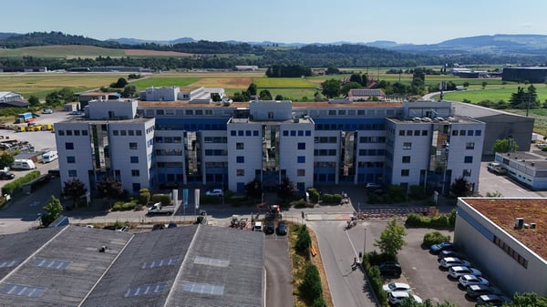 5x Tiefgaragenplatz im Airport Business Center, Belp 1