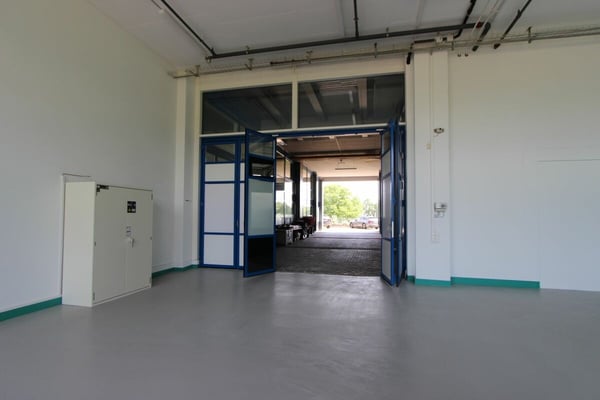 Vielseitige Gewerbe- und Bürofläche mit Lager - an attraktiver Lage in Wollerau 5