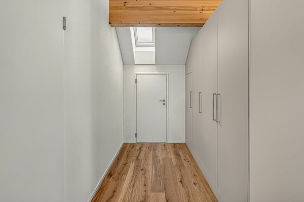 Erstvermietung - Ein besonderes Zuhause über den Dächern von Wollerau 7