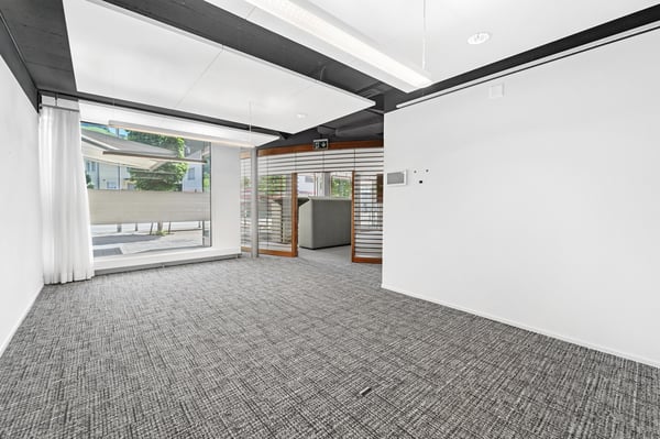 Exklusive Gewerbeflächen an hochfrequentierter Lage 8