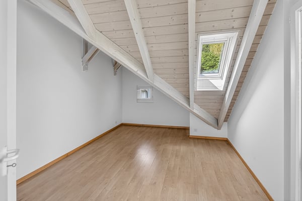 7.5-Zimmer-Einfamilienhaus mit Garten an ruhiger Lage 5