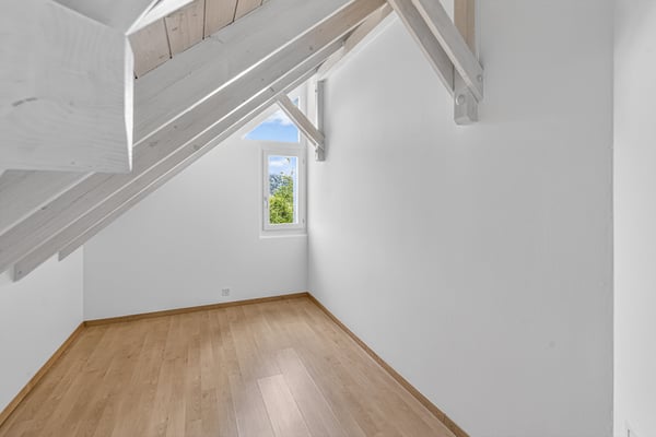 7.5-Zimmer-Einfamilienhaus mit Garten an ruhiger Lage 7