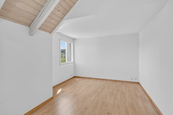 7.5-Zimmer-Einfamilienhaus mit Garten an ruhiger Lage 8