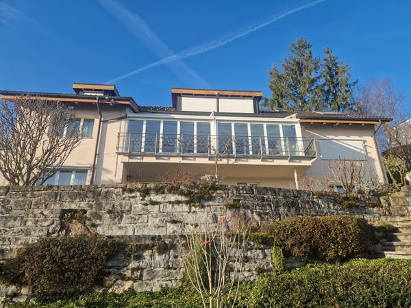 Befristet bis 30.06.2027 - Grosszügiges Einfamilienhaus mit Panoramasicht 2