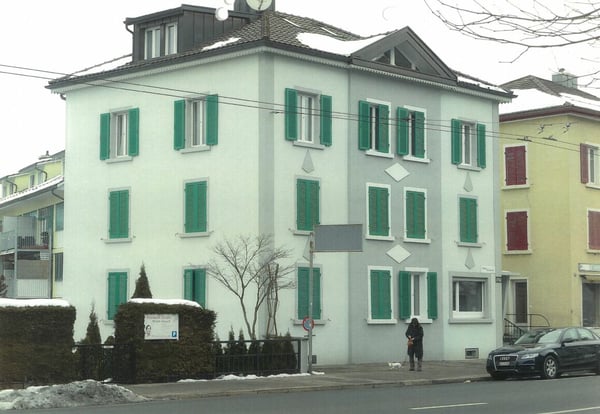 Renov. sehr zentr. gelegene 1.5 Zi-Altbauwohnung 1