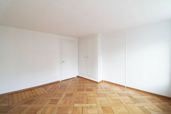 Renov. sehr zentr. gelegene 1.5 Zi-Altbauwohnung 9