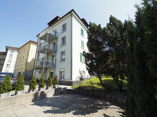 Renov. sehr zentr. gelegene 1.5 Zi-Altbauwohnung 2