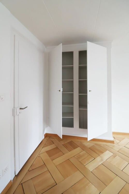 Renov. sehr zentr. gelegene 1.5 Zi-Altbauwohnung 13