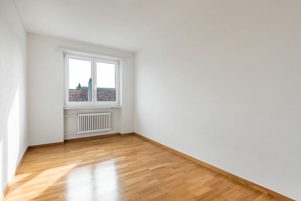 Renov. sehr zentr. gelegene 1.5 Zi-Altbauwohnung 7