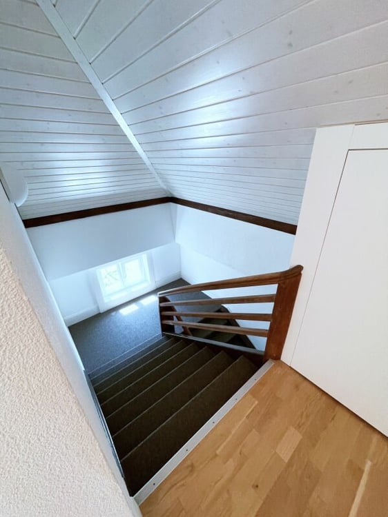 Dachwohnung in renoviertem Jugendstilhaus 5