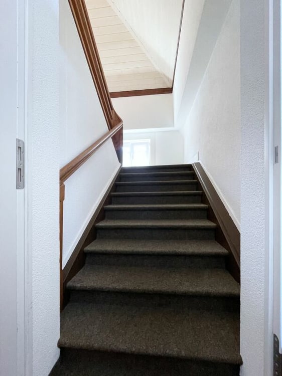 Dachwohnung in renoviertem Jugendstilhaus 22