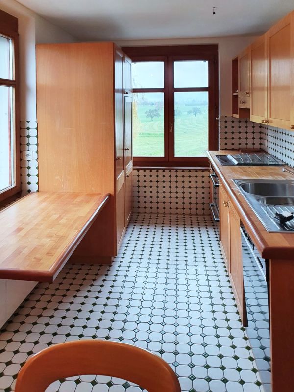 Schmuckstück einer kleinen, kürzlich renovierten 3½ Zimmer Wohnung