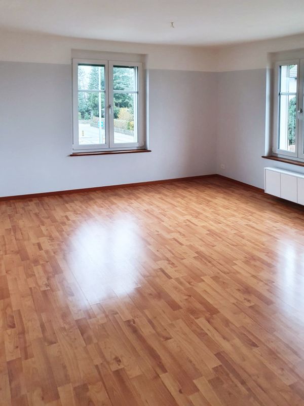 Schmuckstück einer kleinen, kürzlich renovierten 3½ Zimmer Wohnung