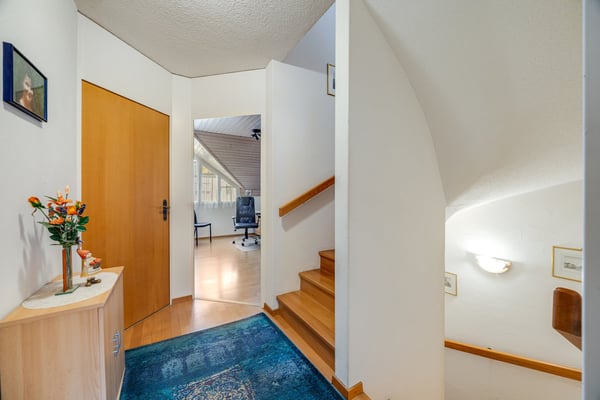 Charmantes 1.5-Zimmer-Reihenhaus in ruhiger Lage von Siebnen 9