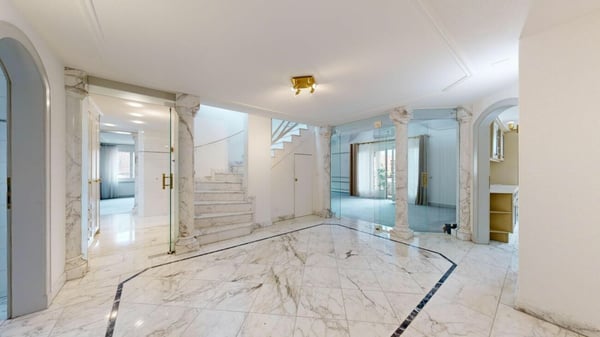 Imposante 5.5 Zimmer Maisonette-Wohnung 3