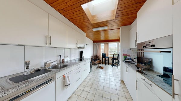 Einzigartige Gewerbeliegenschaft mit zwei 4.5 Zimmer Dachwohnungen 19