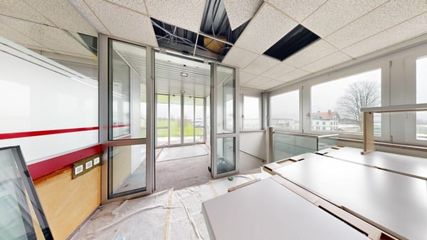 Einzigartige Gewerbeliegenschaft mit zwei 4.5 Zimmer Dachwohnungen 5