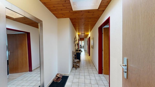 Einzigartige Gewerbeliegenschaft mit zwei 4.5 Zimmer Dachwohnungen 14