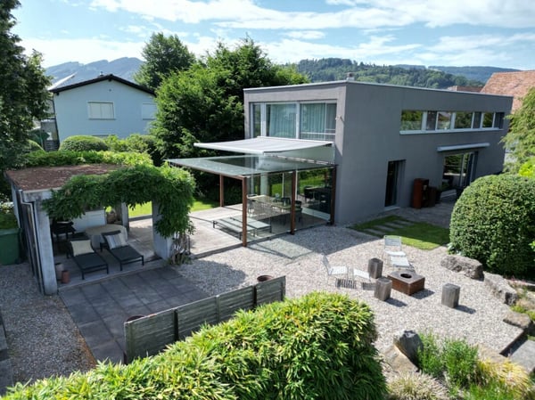Exklusives 6.0 Zimmer Einfamilienhaus in Widnau 2