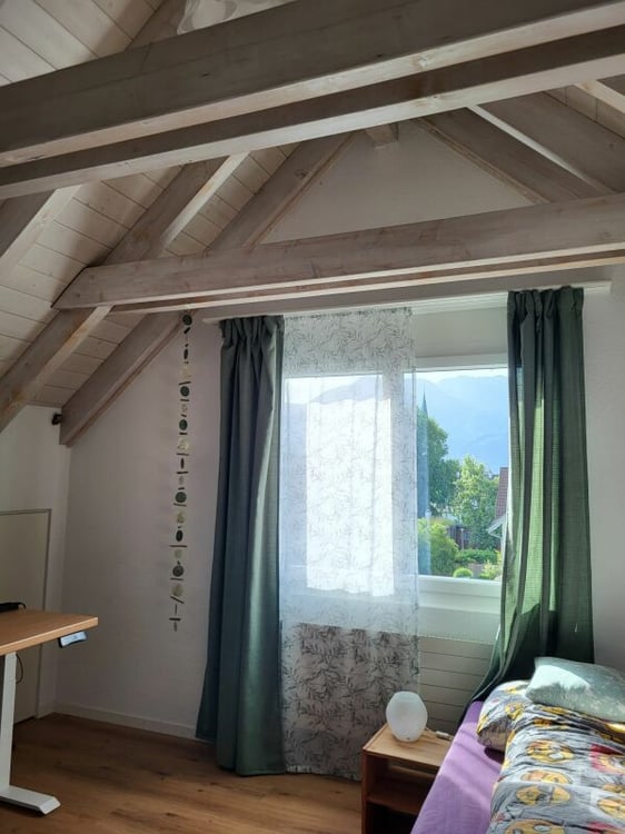Lichtdurchflutete 1.5-Zimmer-Maisonettewohnung 10