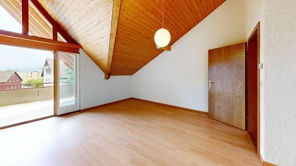 Charmante 5.5 Zimmer-Dachwohnung 14