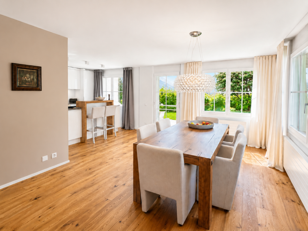 Traumhafte 6.5-Zimmer-Gartenwohnung in Reichenburg SZ
