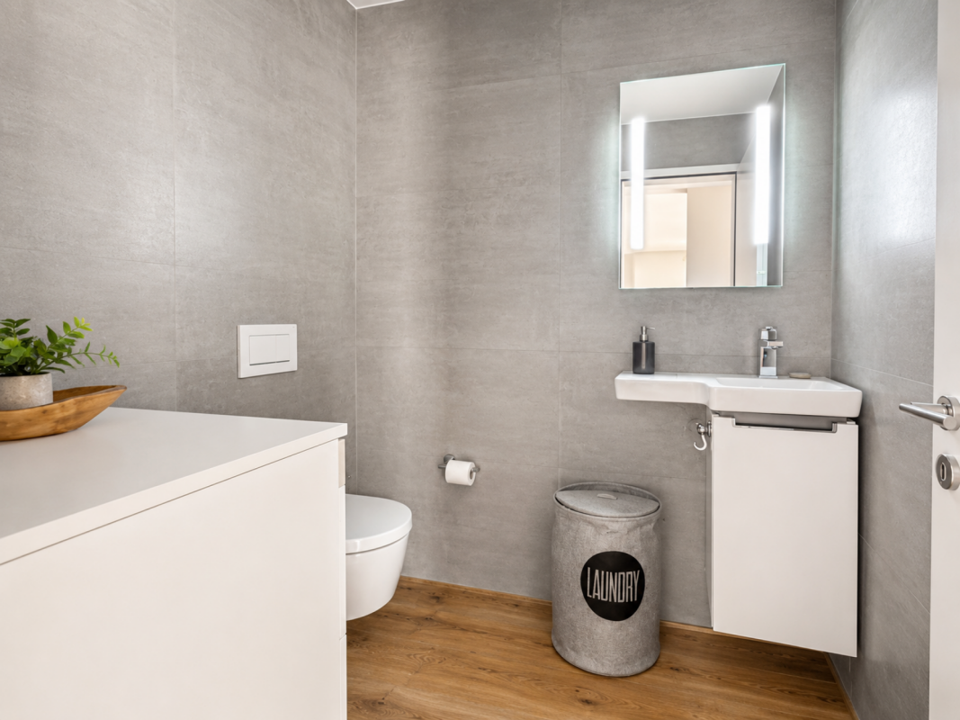 Traumhafte 6.5-Zimmer-Gartenwohnung in Reichenburg SZ