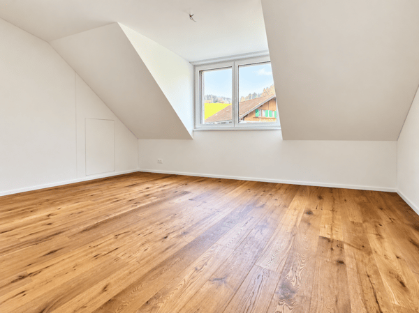 4.5-Zimmer-Dachwohnung in Maseltrangen 6
