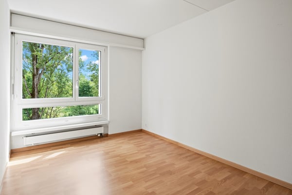 3.5-Zimmerwohnung mit Balkon und Weitsicht in Schlieren 6