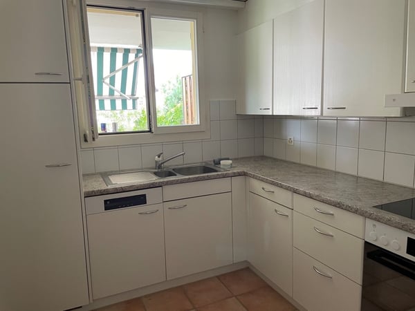 Grosszügige 4.5-Zimmerwohnung an familienfreundlicher Lage 8