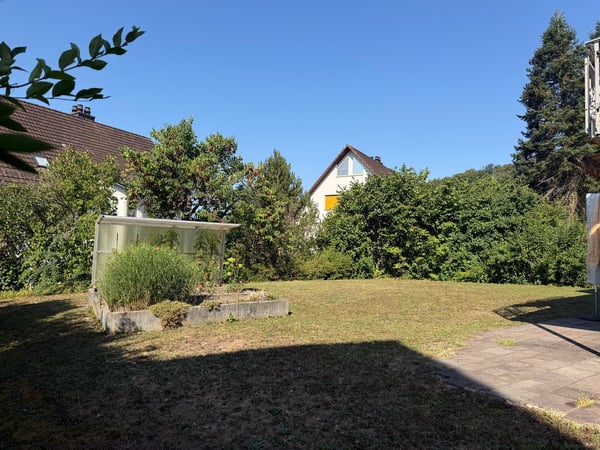 Charmantes, gepflegtes 7.5-Zimmer-Einfamilienhaus, freistehend, an ruhiger, schöner Lage in Rafz 20