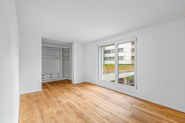 Exklusive 1.5-Zimmer-Eigentumswohnung mit Terrasse und Loggia 9