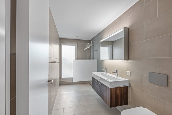 Exklusive 1.5-Zimmer-Eigentumswohnung mit Terrasse und Loggia 13