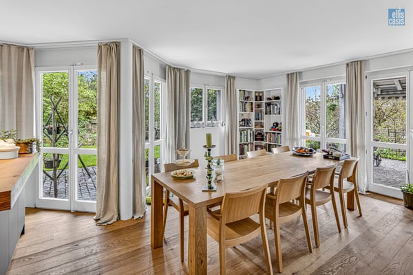 Traumhaftes 5 -Zimmer-Einfamilienhaus an erhöhter Süd-West-Hanglage! 12