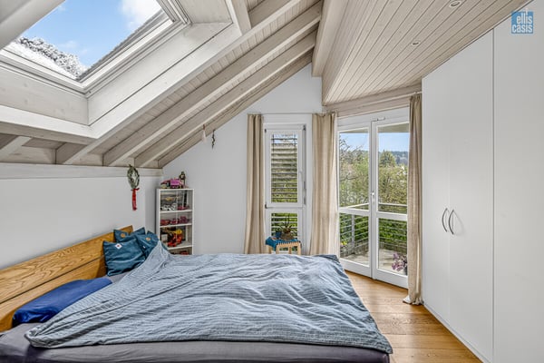 Traumhaftes 5 -Zimmer-Einfamilienhaus an erhöhter Süd-West-Hanglage! 9