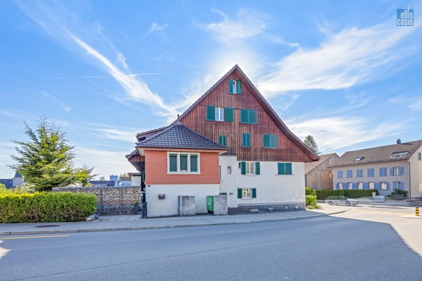 Sehr gepflegtes Mehrfamilienhaus mit Unterniveaugarage im Dorfzentrum! 4