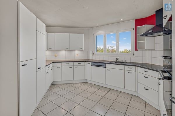 6.5 Zimmer-Doppeleinfamilienhaus zum Wohnen und Wohlfühlen 5