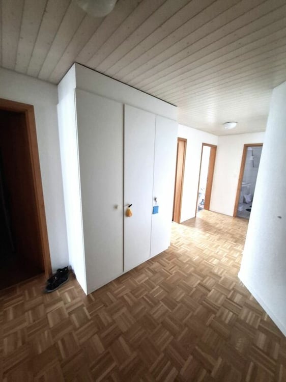 charmante 3.5 Zi.-Dachwohnung mit Blick ins Grüne 5